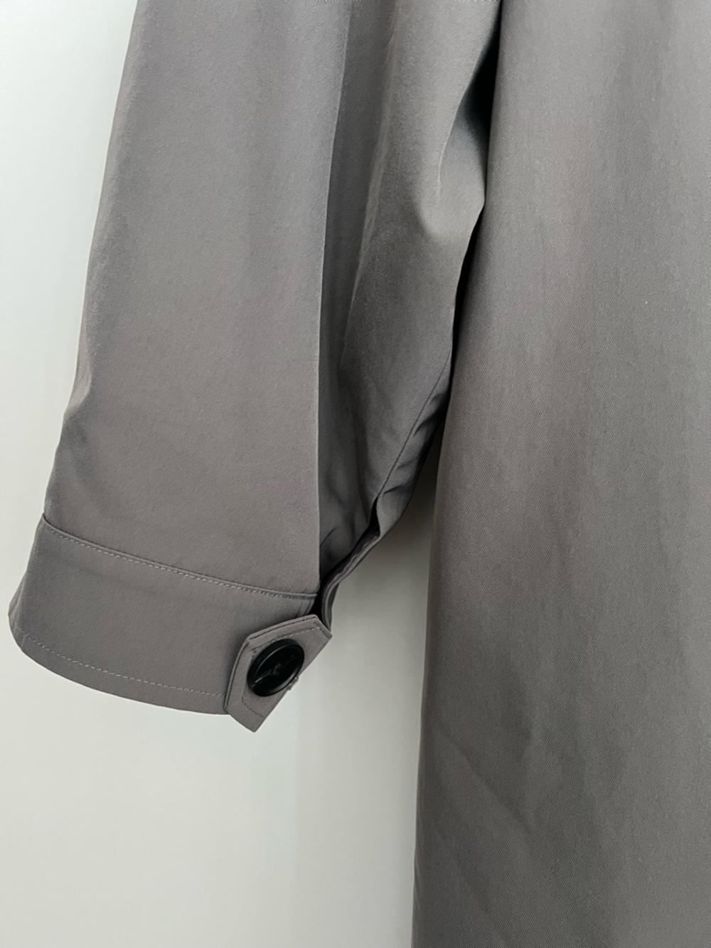 THE FRANKIE SHOP • Mavis Oversized Grey Trench Coat - Picture 11 of 16